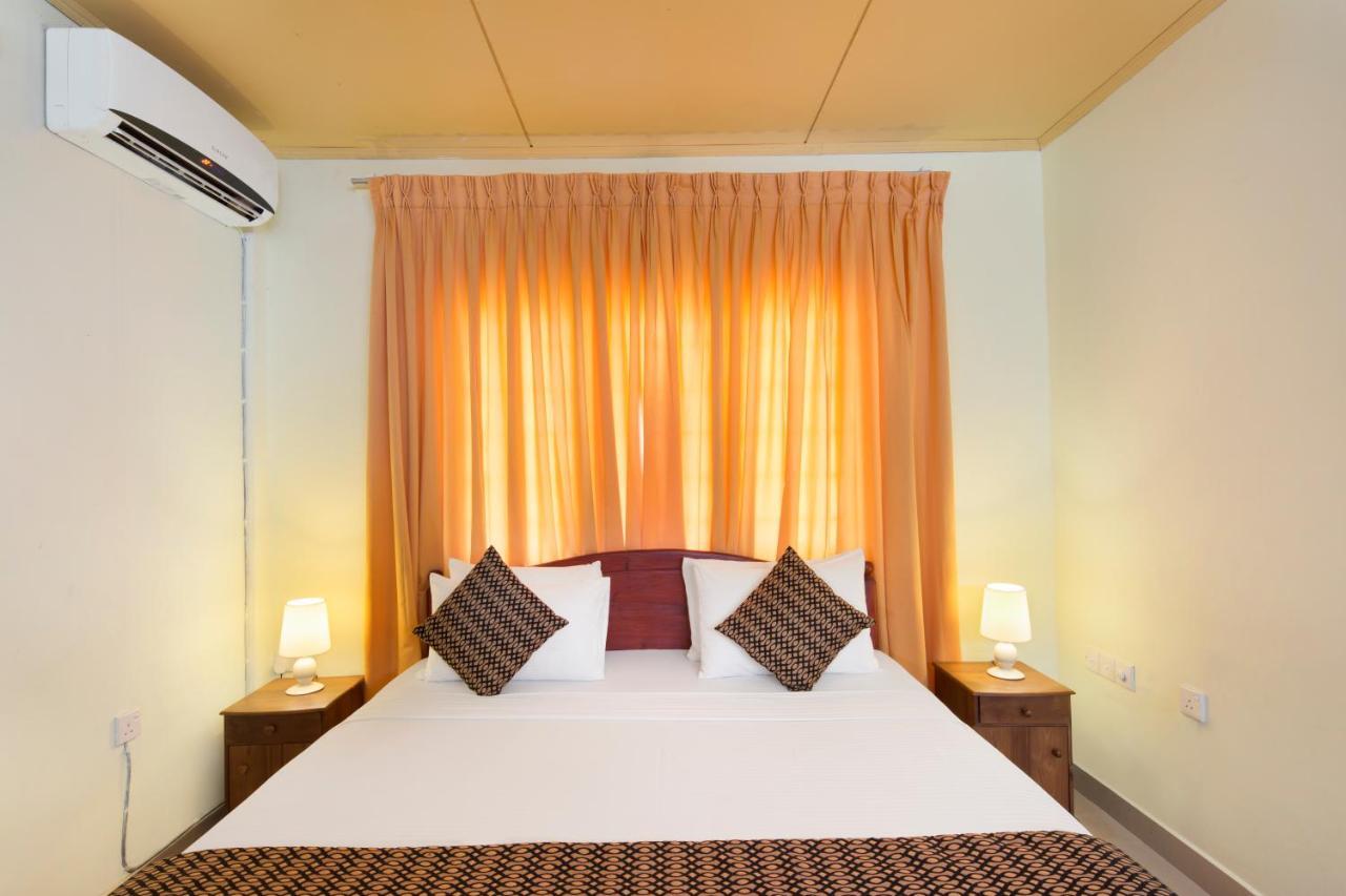 Palm Beach Inn&Sea Shells Cabanas Bentota Ruang foto